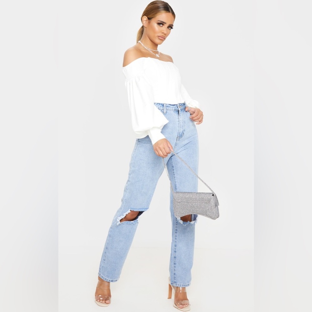 🆕(NWT) PRETTYLITTLETHING Balloon Sleeve Corset Top in White. Size US 22
